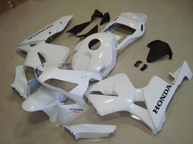 Carenado Honda CBR 600 RR 03-04 - Blanco Negro Calcomanía Carenado Honda CBR 600 RR 03-04 - Blanco Negro Calcomanía
