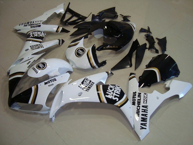Carenado Yamaha R1 04-06 - Negro Oro Blanco Carenado Yamaha R1 04-06 - Negro Oro Blanco